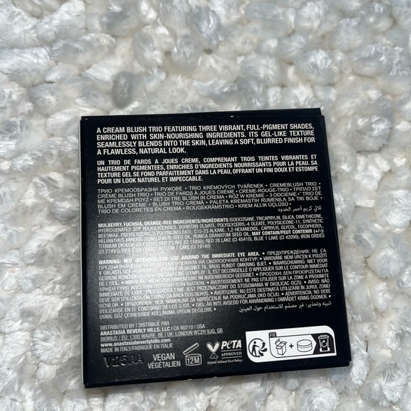 Anastasia Magic Touch Blush Trio - Vibrant Berry and Rose - Picture 4 of 7